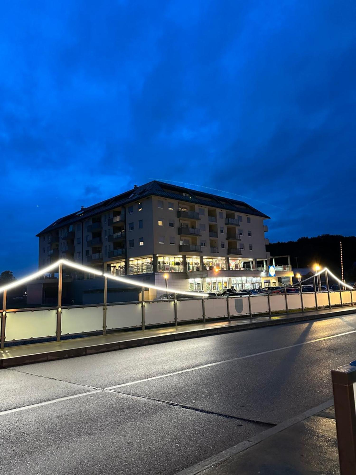 Apartman Eva, Moderan Stan U Srcu Zagorja Krapina Exterior foto